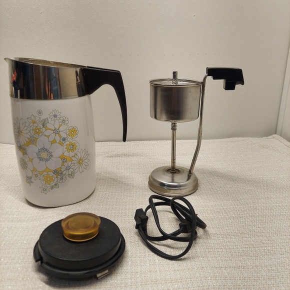 Corning Ware Other - Corning Ware Floral Bouquet 10 Cup Electric Percolator Coffee Pot Complete Works